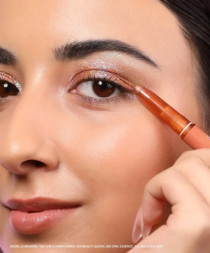 Sombra en barra Moira Stellar glaze stick 04 Beauty queen