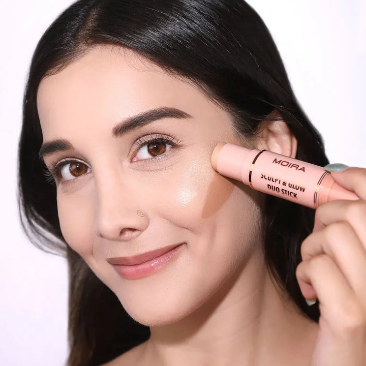 Dúo Iluminador y contorno barra Moira 300 Cool for summer