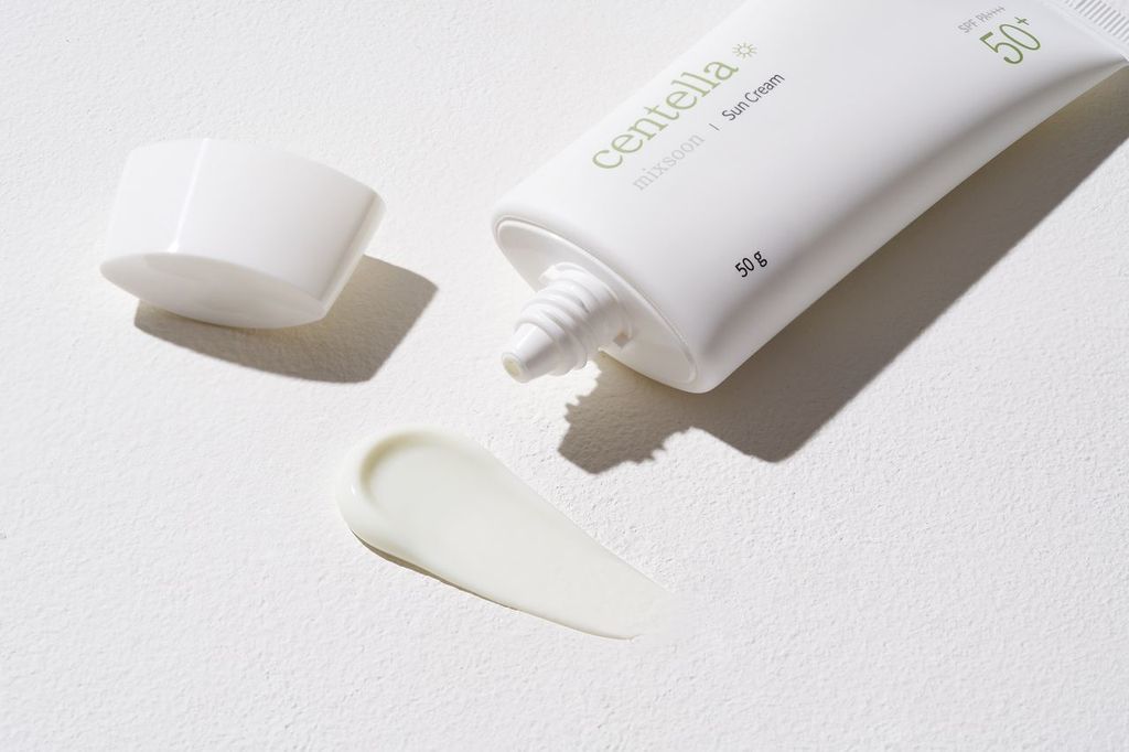 Protector solar Mixsoon Centella Sun Cream 50 gr - Iconika Beauty Shop