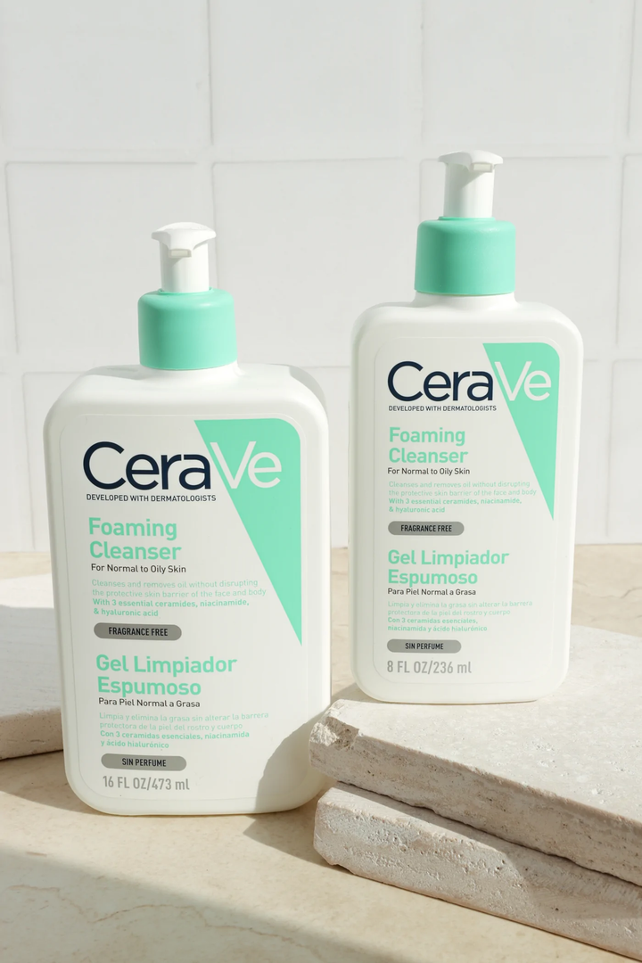 Gel limpiador espumoso Cerave piel normal a grasa 236 ml