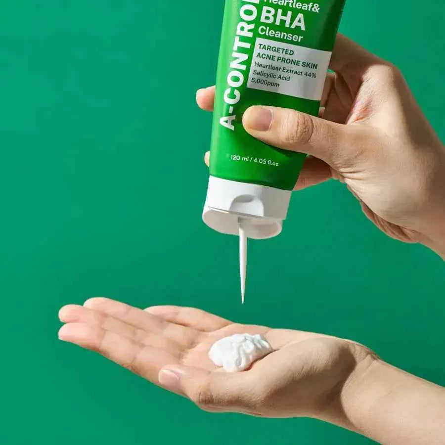 Limpiador Nineless A-Control Heartleaf & BHA 120 ml